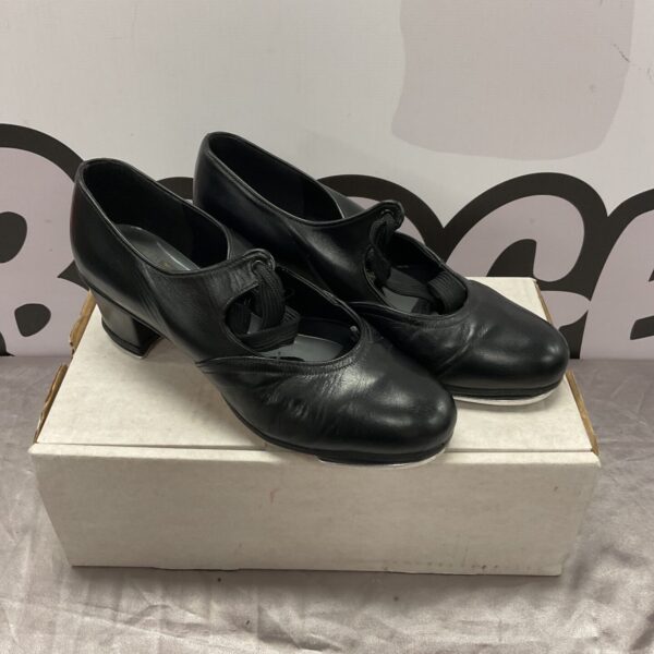 Vintage Freed of London tap shoes size 3.5 for dance.