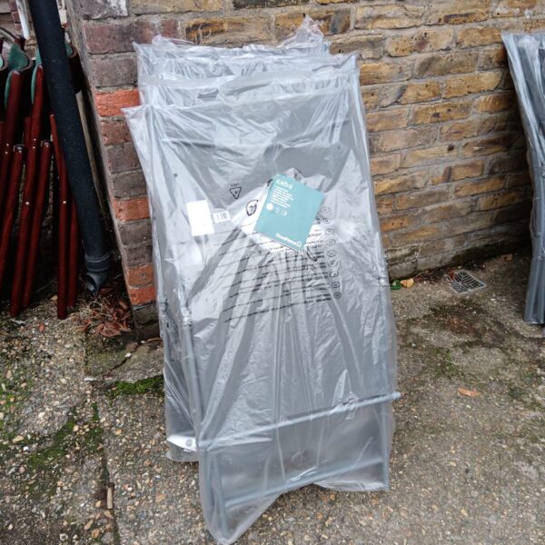 New set of six goodhome saba metal garden folding chairs.