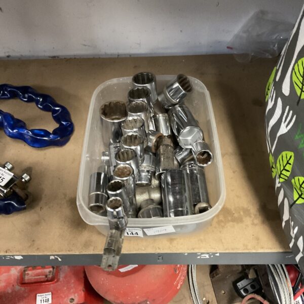 Selection of 1/2” drive sockets from Halfords and other brands.