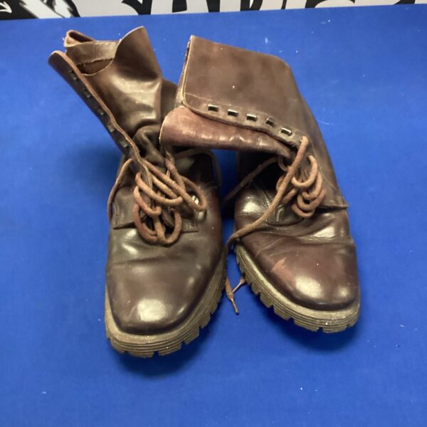 Vintage Hawkins field boots size 9.5, leather work boots.