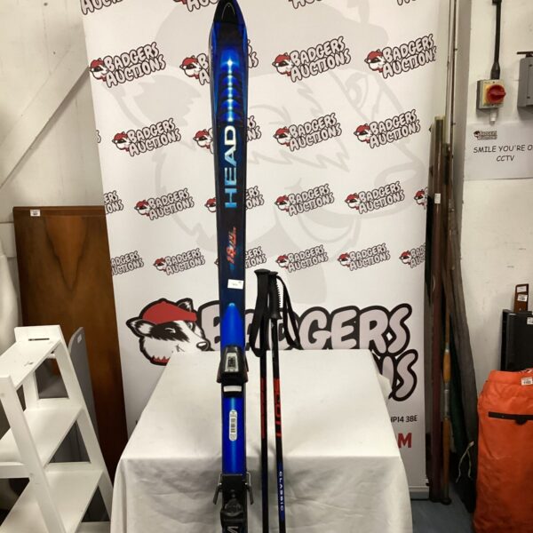 Head 18x Cyber 190 cross country skis with Scott poles.