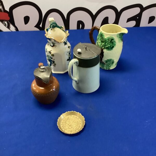 Box of mixed jugs inc masons