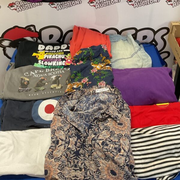 Boxed of mixed clothing inc karrimor jacket, T-shirts, shirts and levi shorts