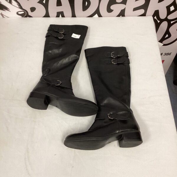 Black leather knee high boots by Jones Bootmaker, size 39.