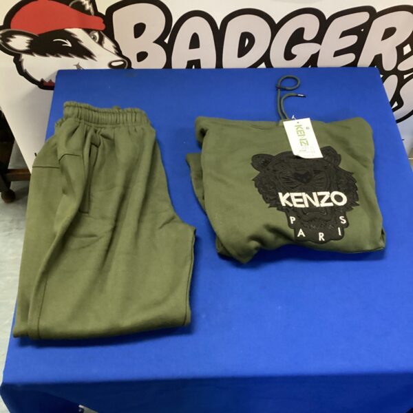 New Kenzo Paris Oliver Green tracksuit with tags.