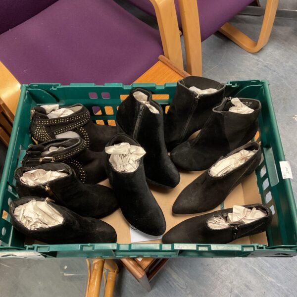 Lot of five new ladies’ size 5 ankle boots.