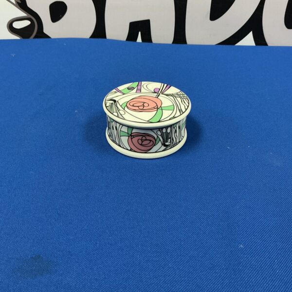 Vintage Mackintosh-style trinket box by MM Henderson, Art Nouveau design.