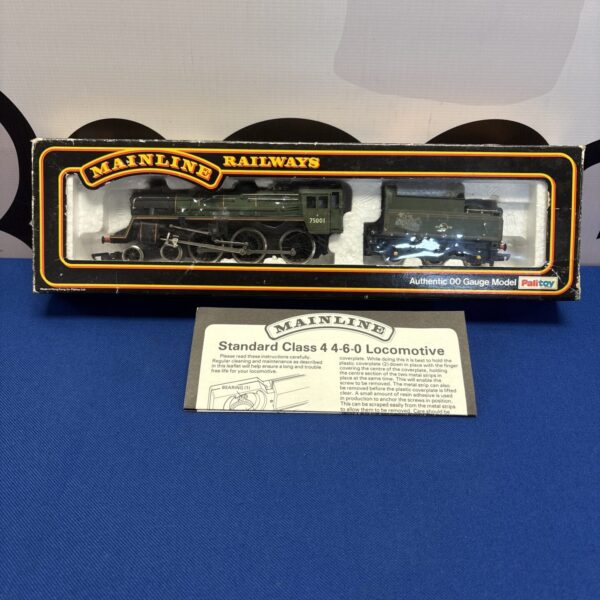 Vintage Mainline Railways OO Gauge model train number 7501 in box.