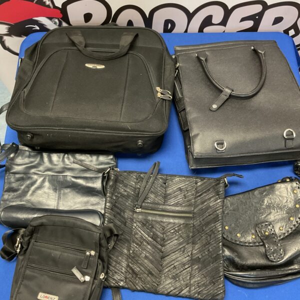 Mixed bag lot including handbags, purses and shoulder bags.