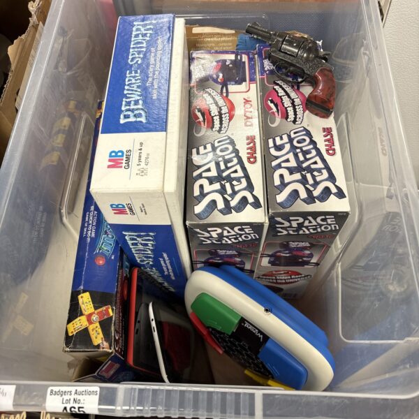 Mixed lot of vintage board games including MB Games titles.