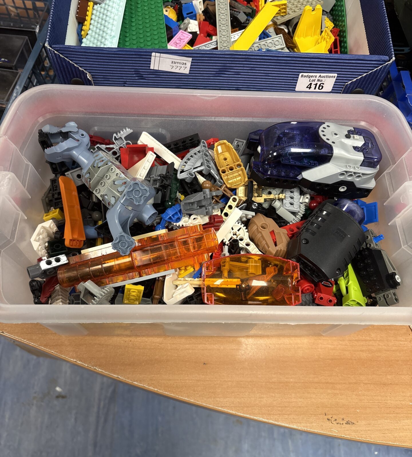 Lego In A Box Box of Lego Technic – Badgers Auctions
