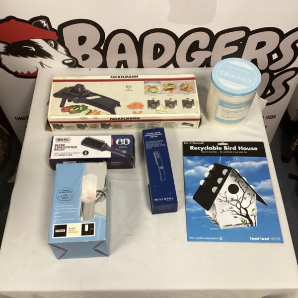 Mixed lot assortment including beard straightener, spotlight and slicer.