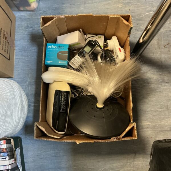 Mixed lot of vintage and modern electronics including an Amazon Echo Dot.