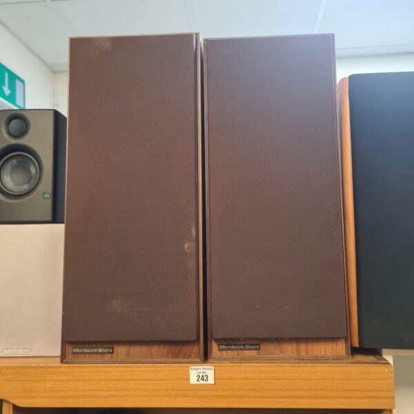 Pair of vintage Mordaunt Short MS300 bookshelf speakers.
