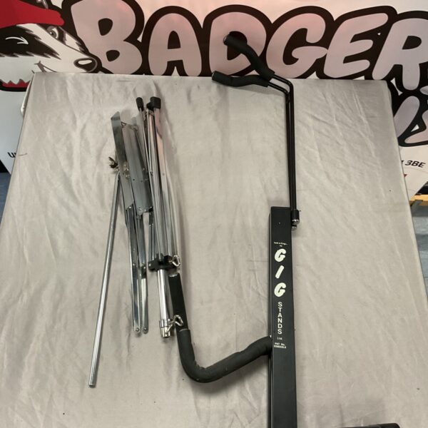 Vintage nickel OPS4 music stand for sheet music.