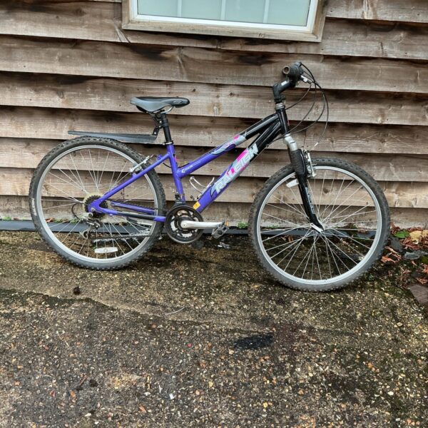 Purple Raleigh Freeride mountain bike, vintage cycling.