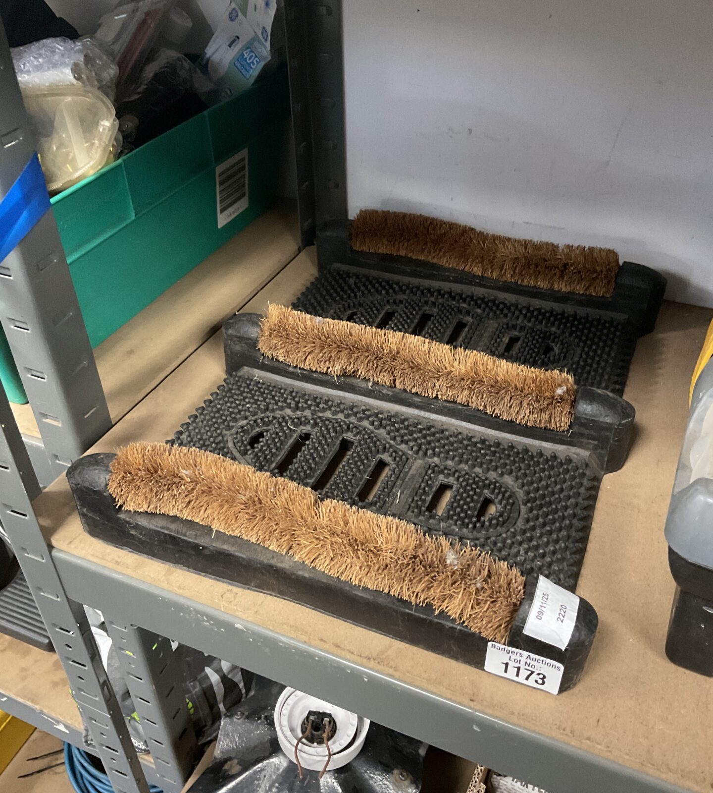 Rubber boot cleaning mat – Badgers Auctions