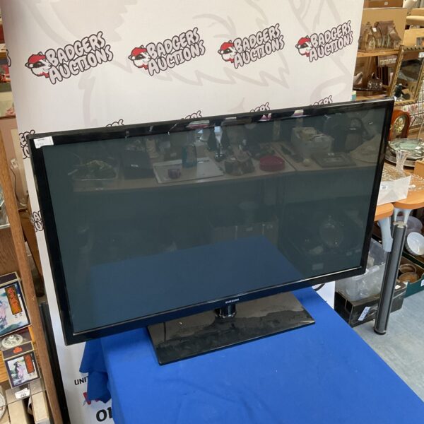 Samsung 43 inch LED television for auction.