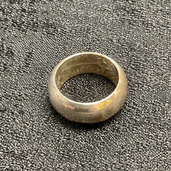 Silver gilt ring size S, a bold fashion statement.