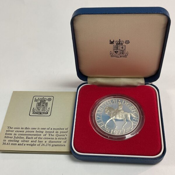 Sterling silver proof Queen’s Silver Jubilee crown in presentation case.