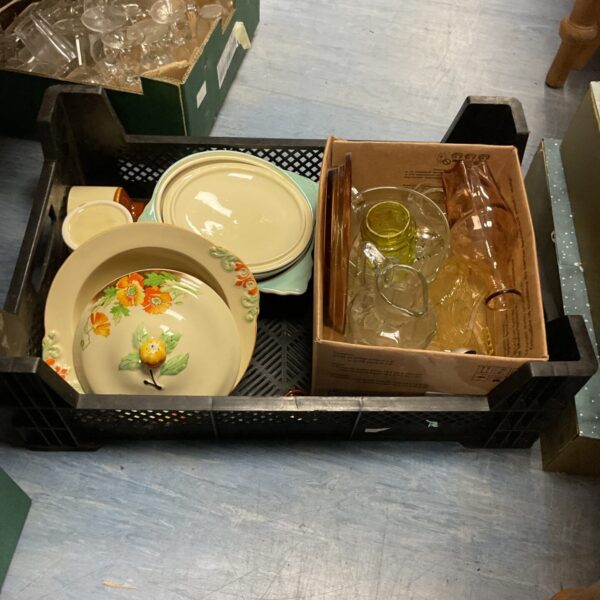 Vintage Susie Cooper dishes and mixed ceramic lot for collectors.