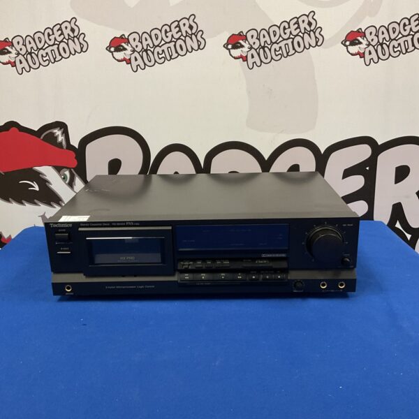 Vintage Technics RS-BX404 stereo cassette deck in black.