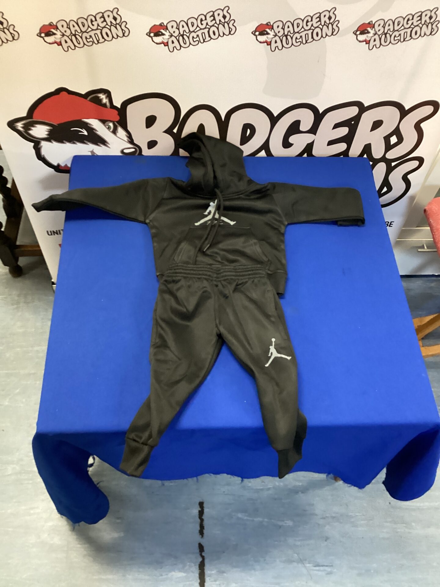 Black toddler Air Jordan tracksuit, stylish kids sportswear.