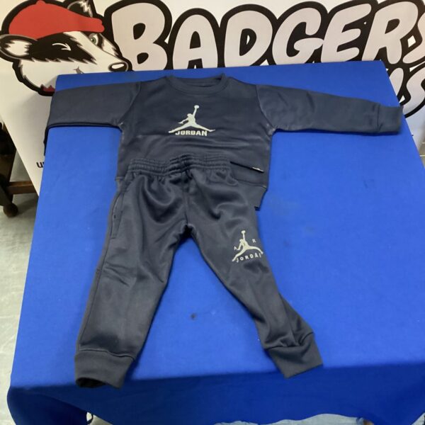 Navy blue toddler Air Jordan tracksuit, sporty and comfortable.