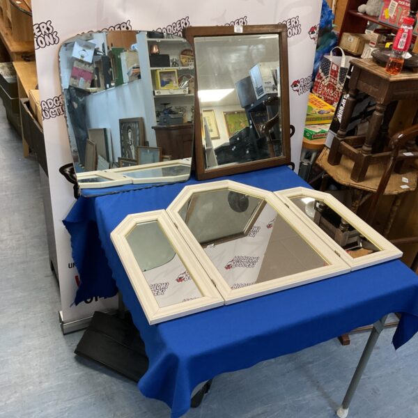 Vintage dressing table mirror set with gilt frames.