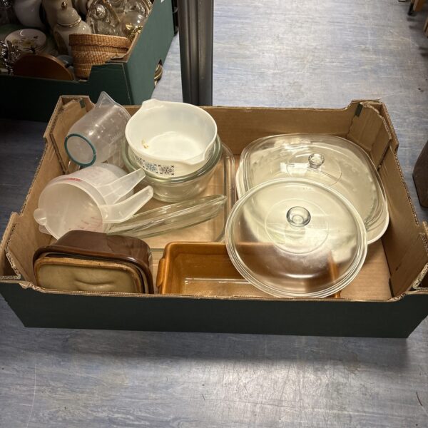 Vintage inc dishes lot with glass casserole dishes and bowls.