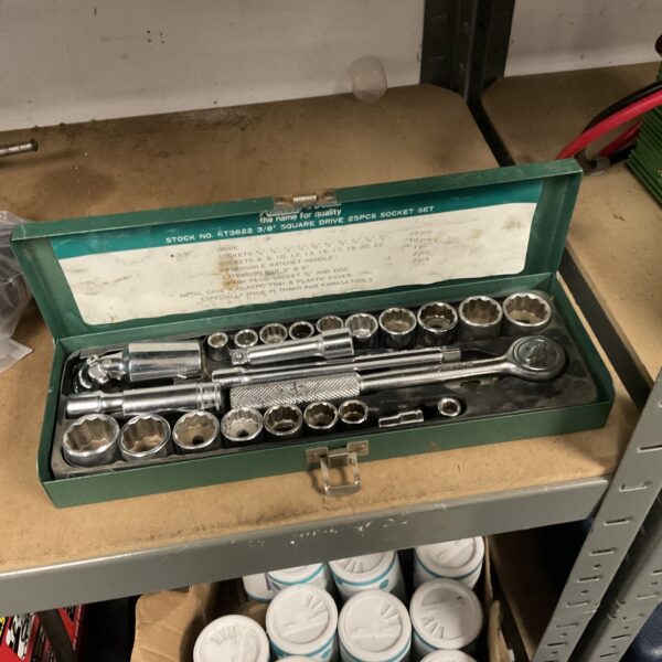 Vintage Kamasa socket set in original box, model KT322.