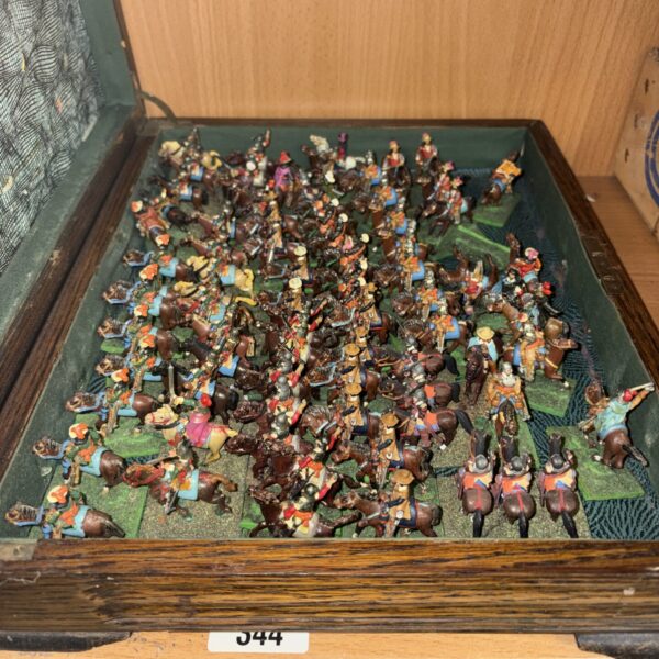 Vintage lead soldiers representing English Civil War Royalists and Parliamentarians.