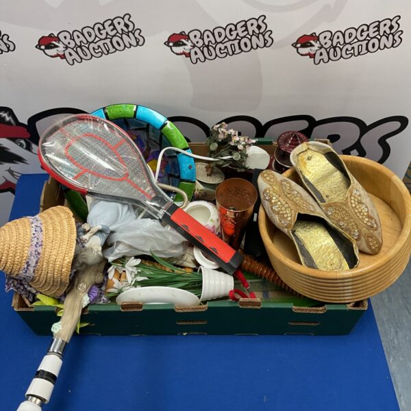 Vintage mixed lot of items including electric racket and lamp.