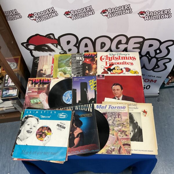Mixed lot of vintage vinyl records including Disney’s Christmas Favourites.