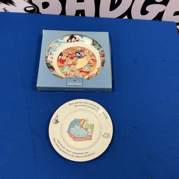 Vintage Wedgwood Snow White plate with fairytale scene.