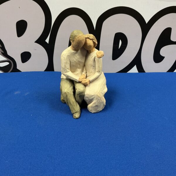 Willow Tree Anniversary Couple figurine, a resin sculpture symbolizing love.