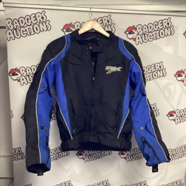 AK size M motorcycle waterproof jacket, front view.