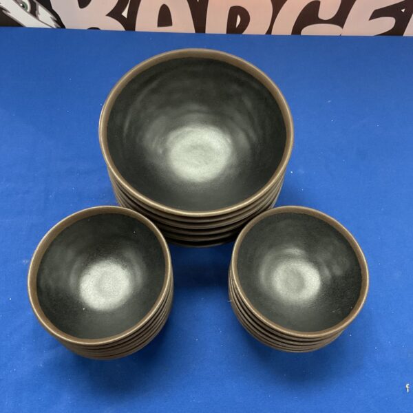 Set of three vintage Aps marone melamine bowls for kitchen use.