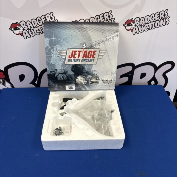 Editions Atlas Jet Age military aircraft book cover.