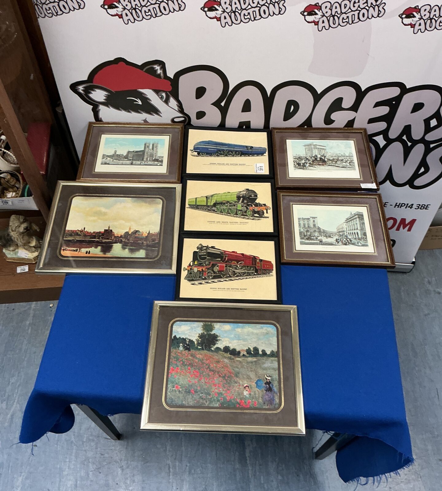 Collection of framed prints inc Trains – Badgers Auctions