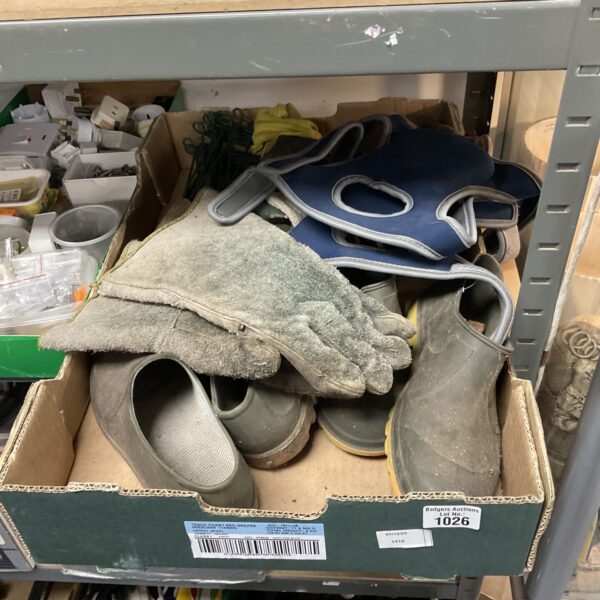 Gardening tools and accessories including clogs and knee pads.