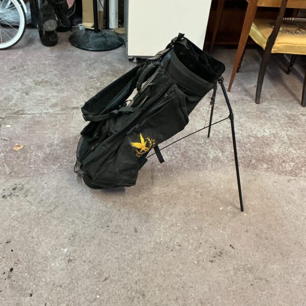 Vintage Gleneagles golf bag in good condition.