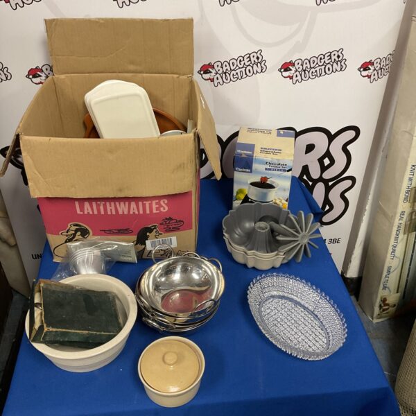 Box of mixed inc chocolate fondue set, stainless steel curry bowls and other pots & dishes