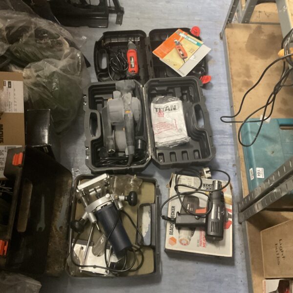 Four untested power tools inc black & decker, Titan