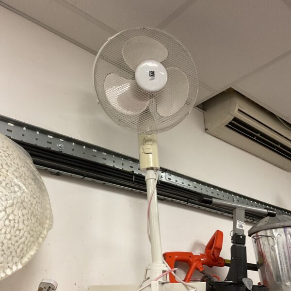 White Kingavon floor standing fan on a pedestal base.