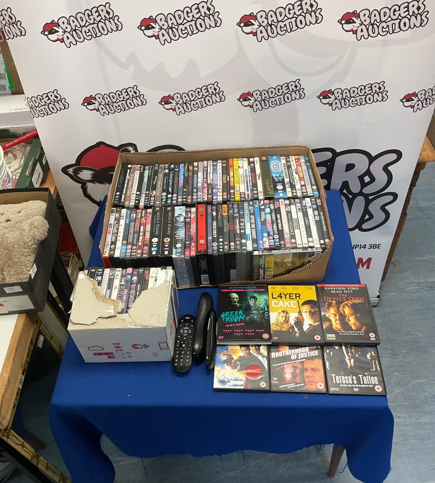 Large collection of DVDs incl. Clint Eastwood collection, Gavin and ...
