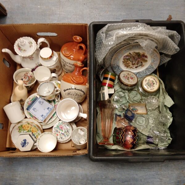 Mixed lot of vintage china and glassware with Delft and Wade pieces.