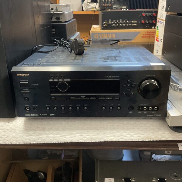 Onkyo TX-SR602E AV receiver, vintage home cinema surround sound system.