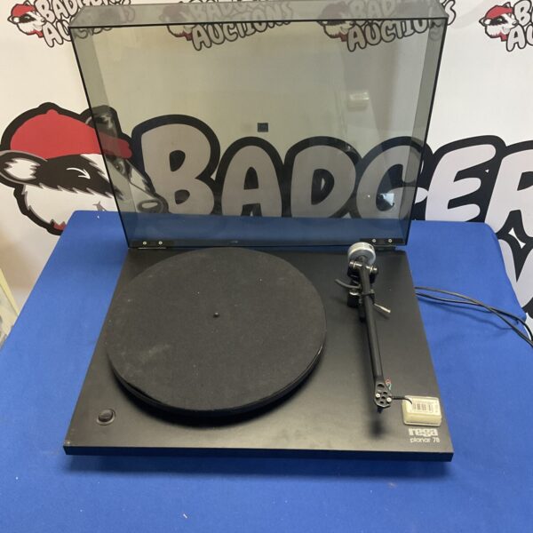 Vintage Rega Planar 78 record player turntable in good condition.