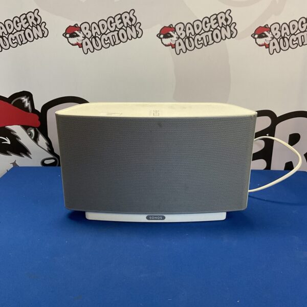 Front view of a black Sonos Play 5 wireless speaker.